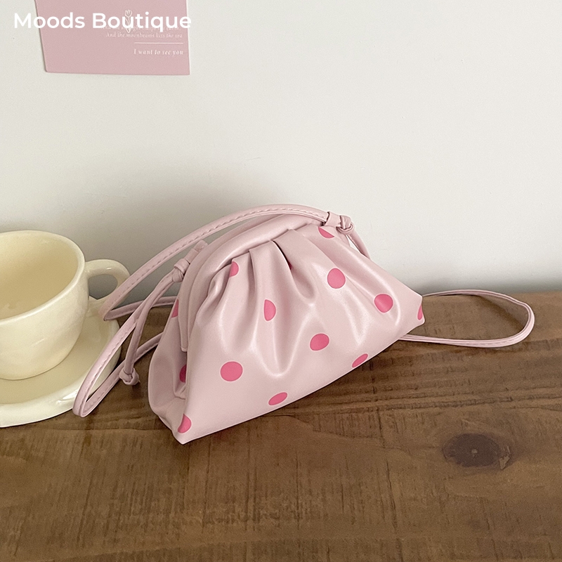 Bolsos y Carteras de Diseño de - Women Fashion Drawing reseña y precio