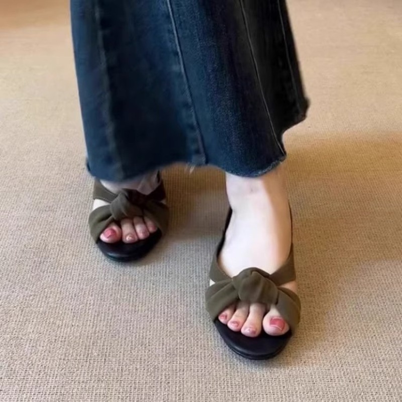 Sandalias de tacón bajo retro  - Women Fashion Simple reseña y precio